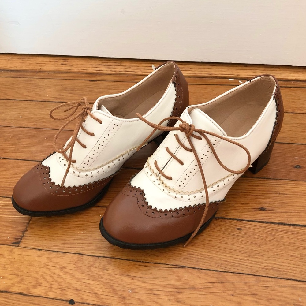 Brown PU leather saddle shoe heels